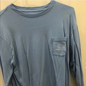 vineyard vines blue t-shirt